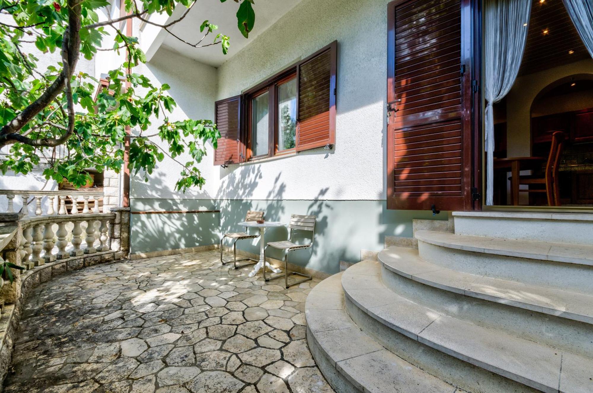 Villa Nada ซริกเวนิซา ภายนอก รูปภาพ